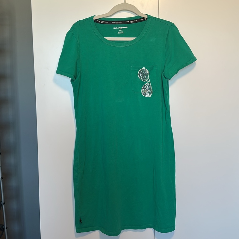 Karl Lagerfeld Paris T-Shirt Dress Size Medium Logo Sequins green